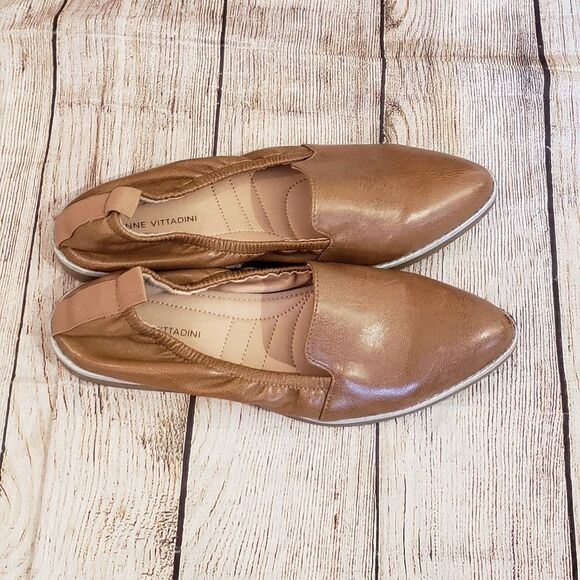 Adrienne Vittadini Flats  - Picture 4 of 9